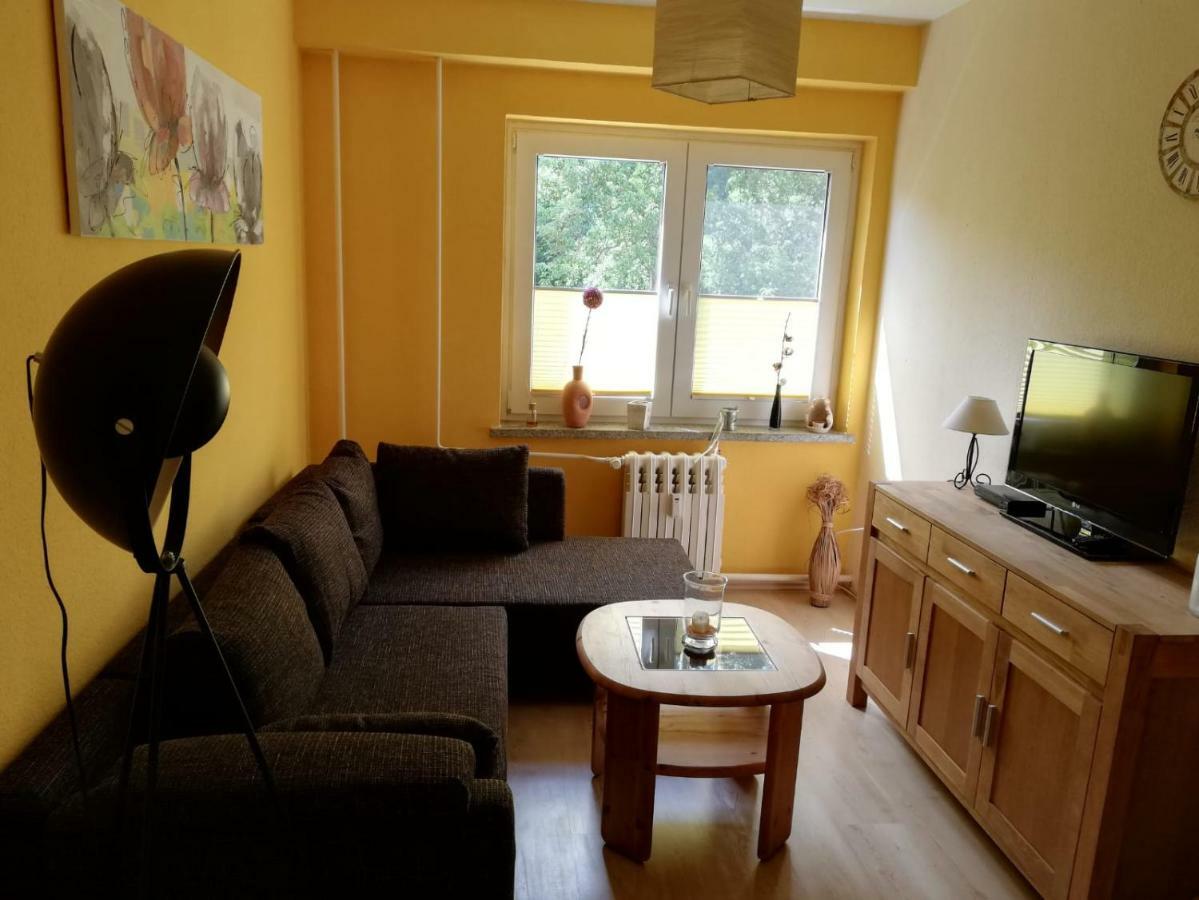 Ferienwohnung Ruegen In ザムテンス エクステリア 写真